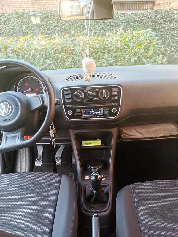 Gebraucht VW up! 44 PS (32 kW) 2011 Schwarz Kleinwagen