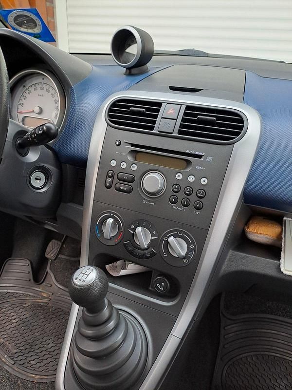 Gebraucht Opel Agila 65 PS (47 kW) 2009 Blau Kleinwagen