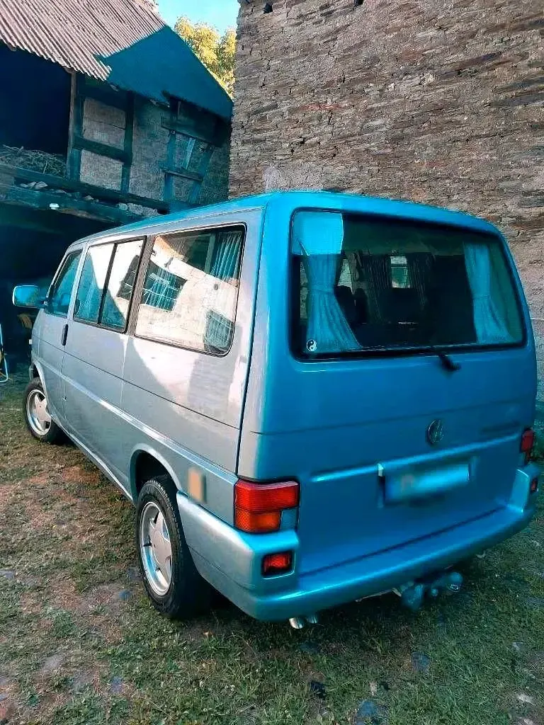 Gebraucht VW T4 115 PS (84 kW) 1997 Blau Van
