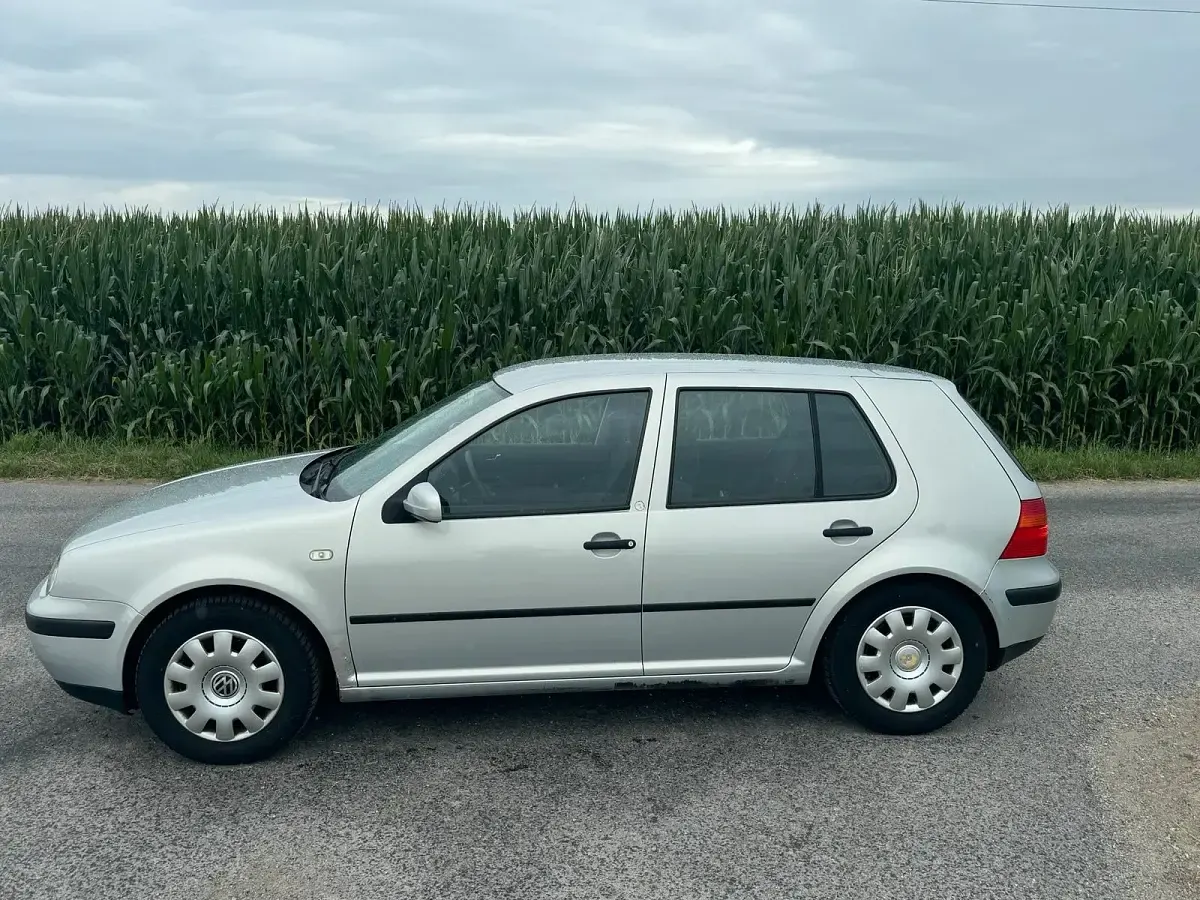 Gebraucht VW Golf IV 101 PS (74 kW) 2000 Silber Limousine