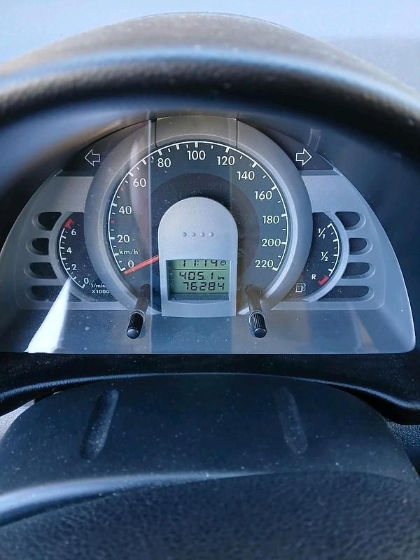 Usata VW Fox 54 CV (39 kW) 2009 Blu Utilitaria