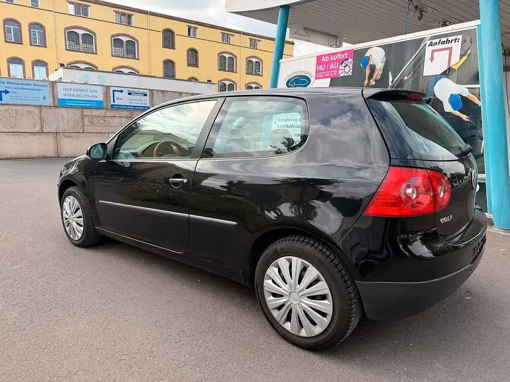 Gebraucht VW Golf IV Comfortline 75 PS (55 kW) 2004 Schwarz Limousine
