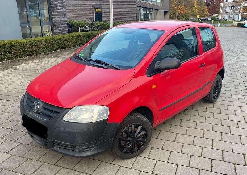 Rot Gebraucht 2006 VW Fox Kleinwagen | 980 € (Superpreis) - Bild 1/4