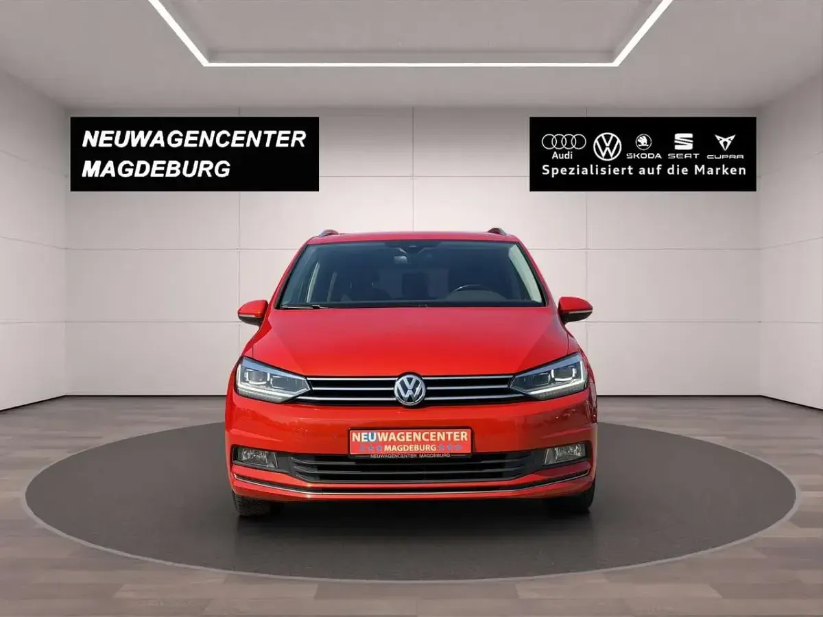 Gebraucht VW Touran 116 PS (85 kW) 2017 Orange Van / Kleinbus