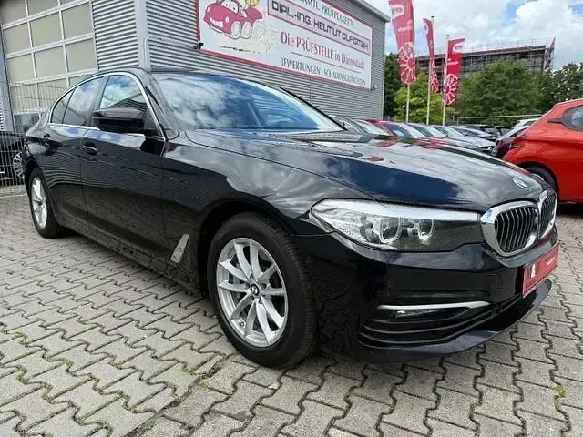 Używany BMW 530e iPerformance 252 KM (185 kW) 2019 Czarny Sedan/Limuzyna