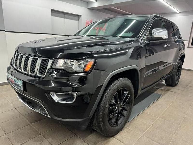 Schwarz Gebraucht 2020 Jeep Grand Cherokee Altitude SUV | 32.880 € (Teuer) - Bild 1/4