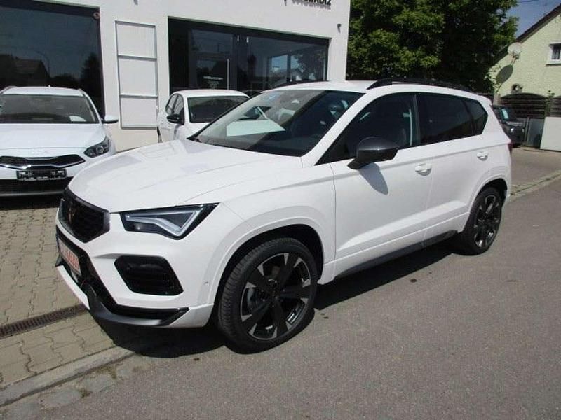 Neu Cupra Ateca 190 PS (139 kW) 2025 "bila" weiss SUV