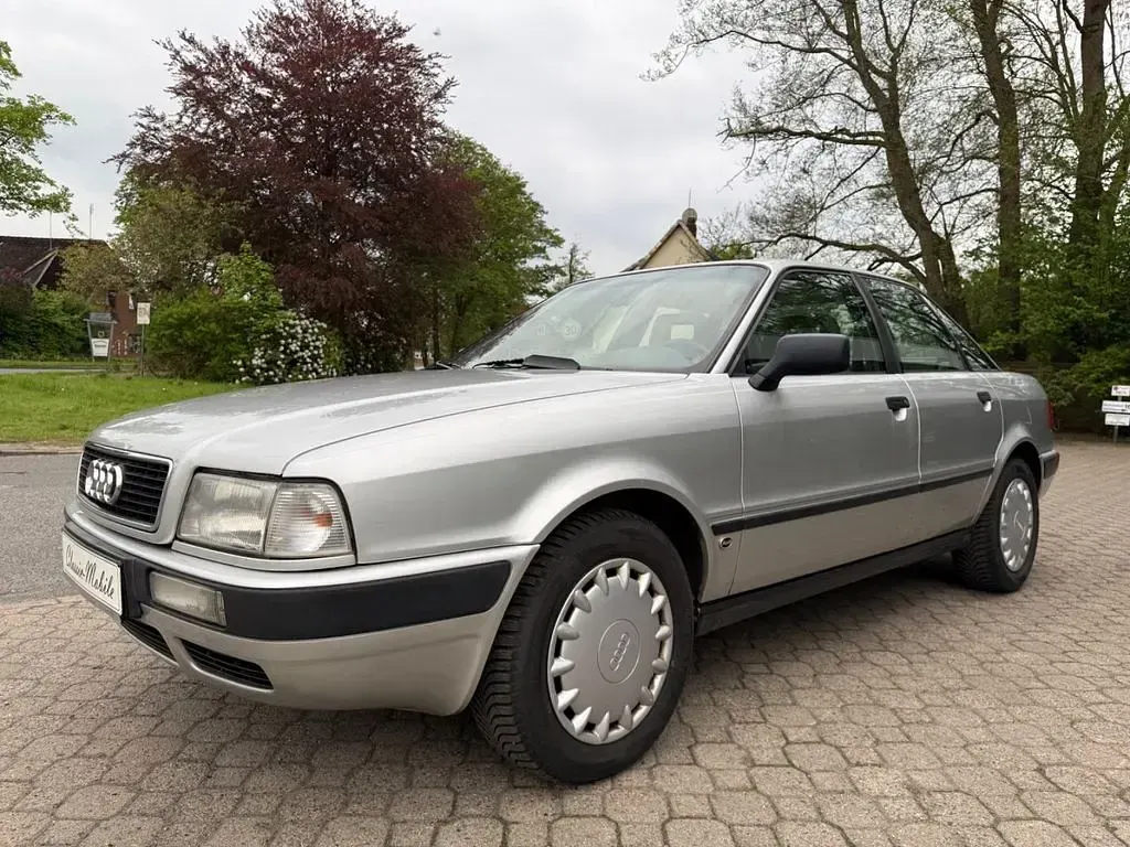 Gebraucht Audi 80 116 PS (85 kW) 1992 Silber Limousine