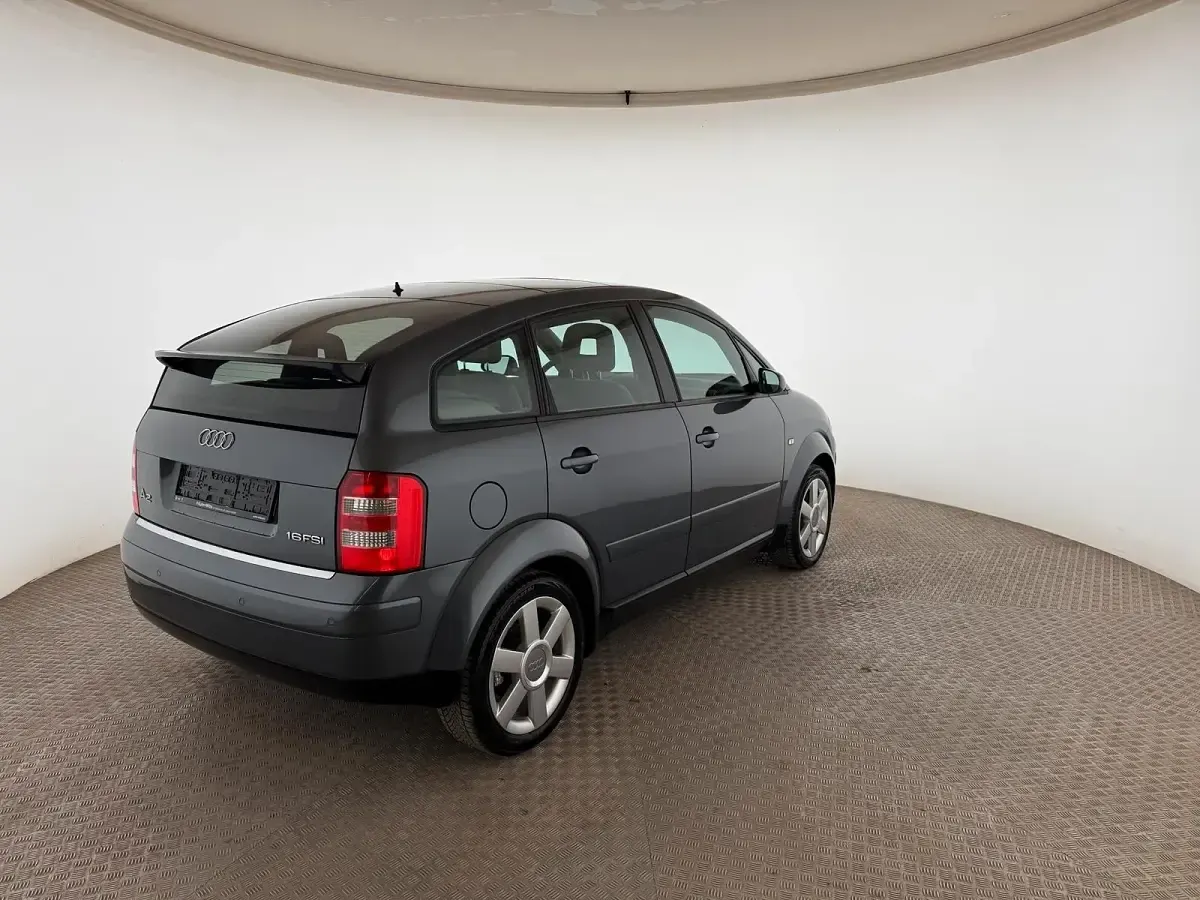 Gebraucht Audi A2 110 PS (80 kW) 2002 Grau Kleinwagen