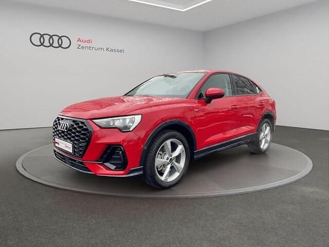 Progressivrot metallic Gebraucht 2024 Audi Q3 Sportback S-Line SUV | 43.990 € (Teuer) - Bild 1/4