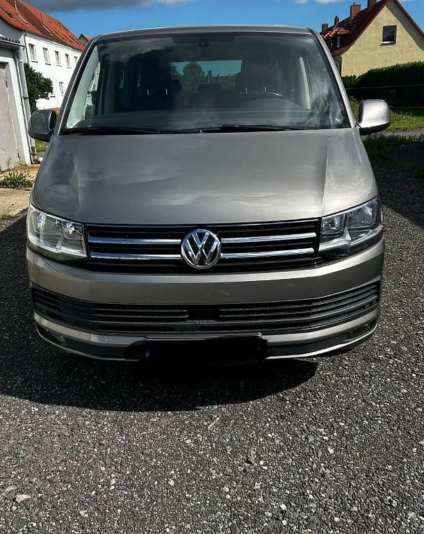 Beige Gebraucht 2016 VW T6 Highline Van | 27.500 € (Superpreis) - Bild 1/4