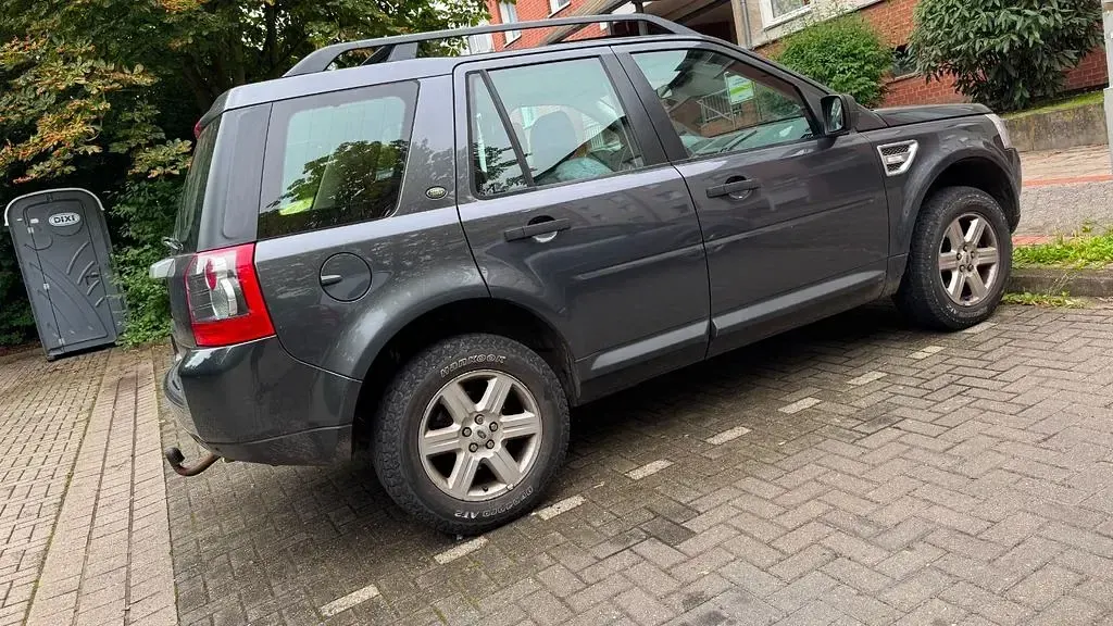 Gebraucht Land Rover Freelander 2 152 PS (111 kW) 2009 Grau SUV