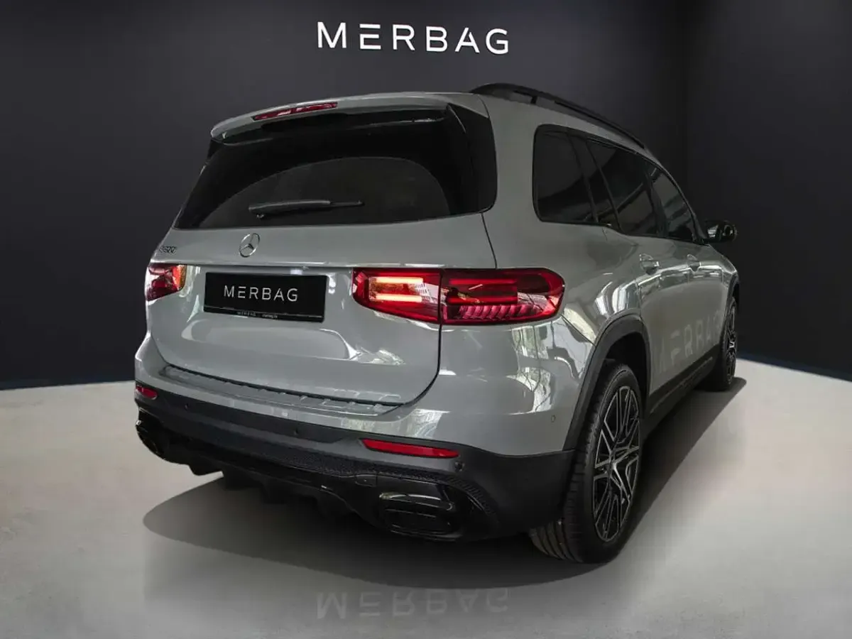 Gebraucht Mercedes GLB200 AMG 184 PS (135 kW) 2026 Alpingrau SUV