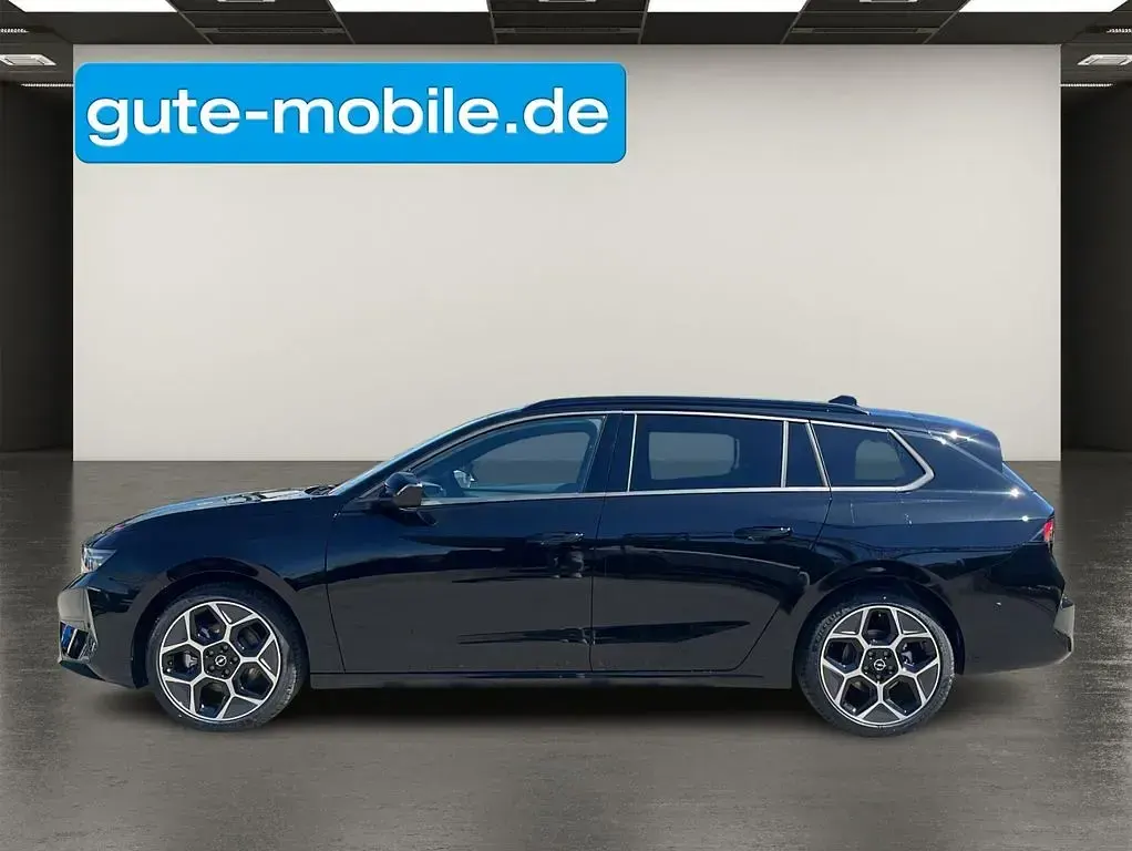 Gebraucht Opel Astra Ultimate 131 PS (96 kW) 2026 Schwarz Kombi