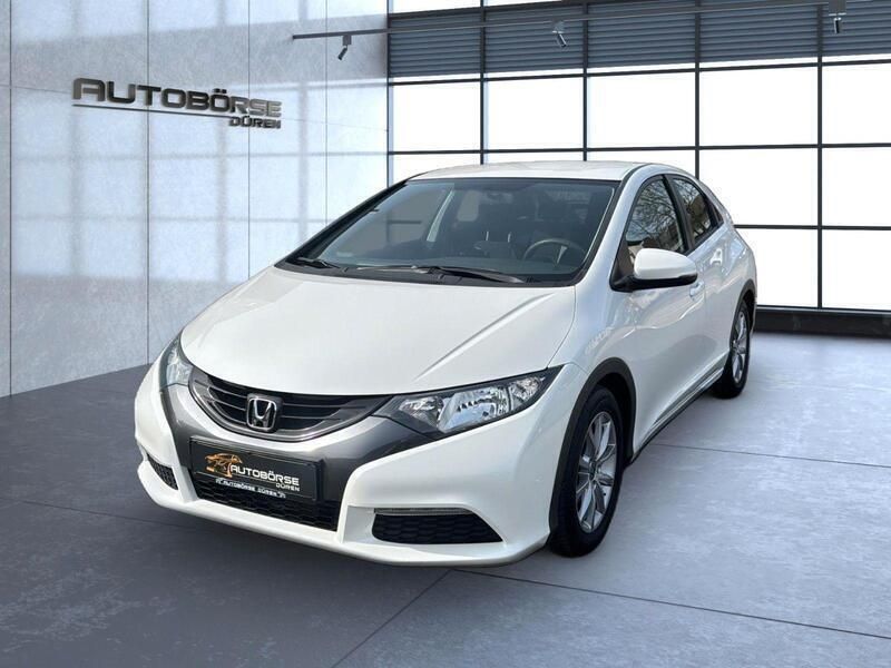 Weiß Gebraucht 2013 Honda Civic Comfort Limousine | 7.499 € (Fairer Preis) - Bild 1/4