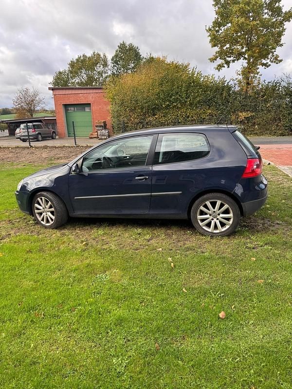 Gebraucht VW Golf V 80 PS (58 kW) 2005 Blau Kleinwagen