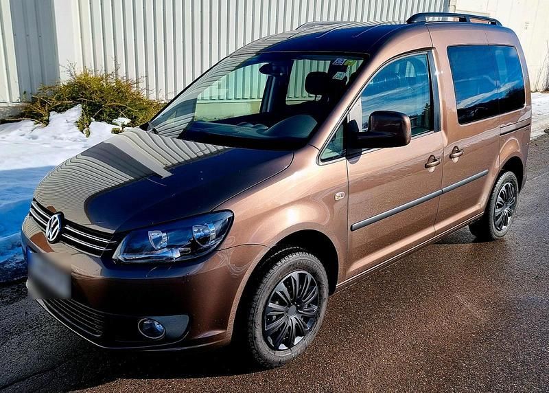 Gebraucht VW Caddy 101 PS (74 kW) 2015 Braun Van / Kleinbus