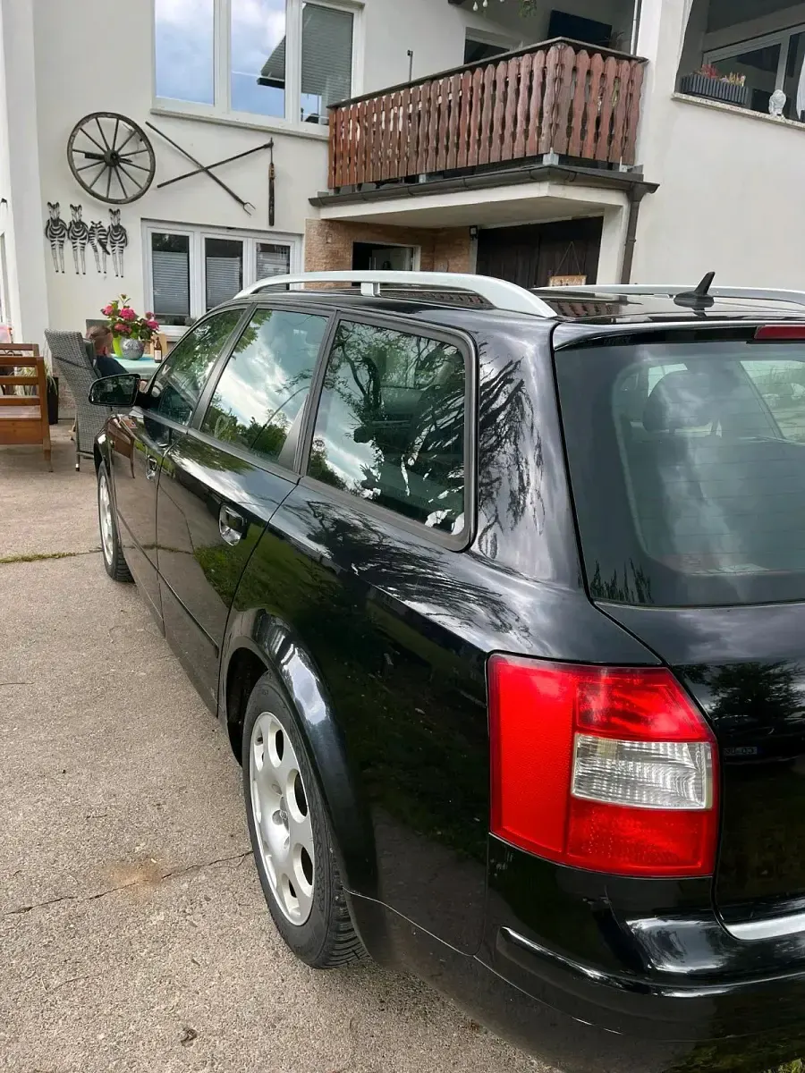Gebraucht Audi A4 165 PS (121 kW) 2003 Schwarz Kombi