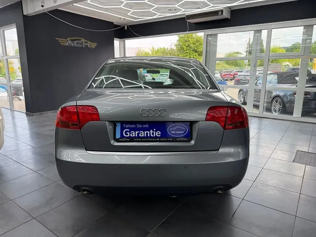 Gebraucht Audi A4 Comfort 179 PS (131 kW) 2006 Grau Limousine