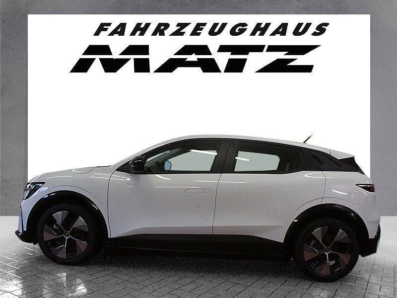 Gebraucht Renault Megane E-Tech Equilibre 96 kW (131 PS) 2023 Weiß Limousine