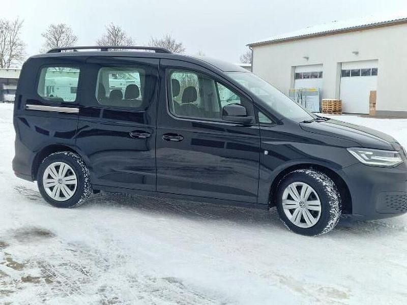 Gebraucht VW Caddy R 122 PS (89 kW) 2022 Schwarz Van / Kleinbus