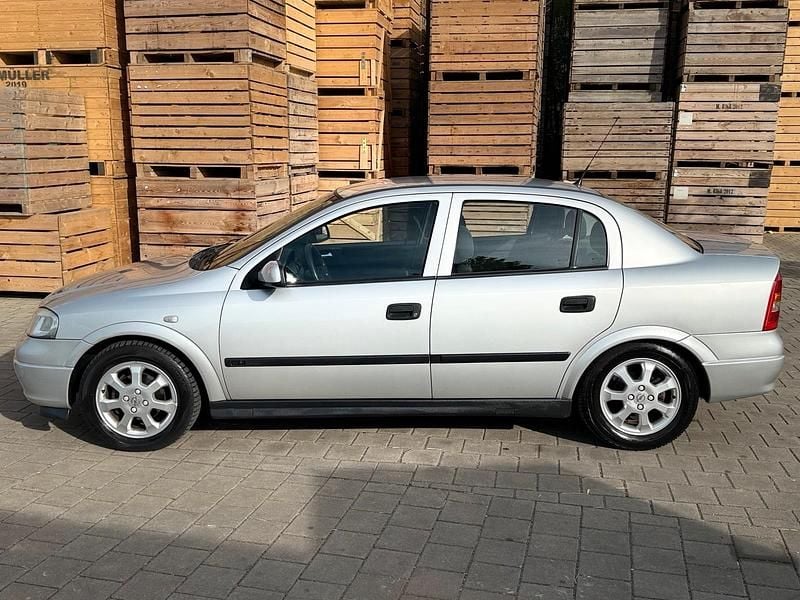 Second-hand Opel Astra 2001 Gri Berlinǎ