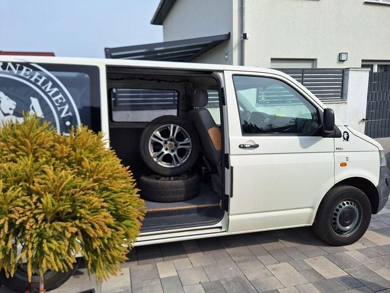 Gebraucht VW Transporter 105 PS (77 kW) 2006 Weiß Van