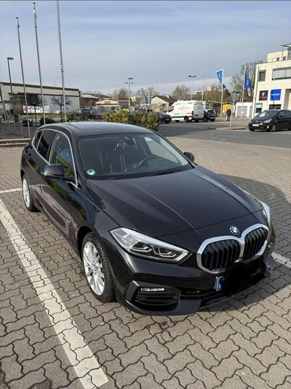 Gebraucht BMW 118 Advantage 140 PS (102 kW) 2020 Schwarz Kleinwagen