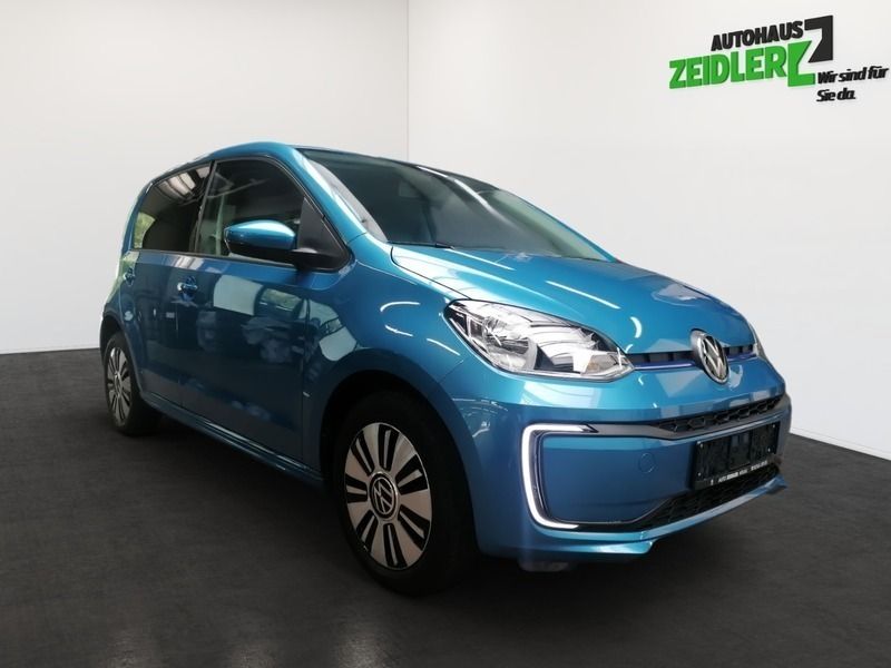 Gebraucht VW e-up! 61 kW (83 PS) 2021 Azurblau Kleinwagen
