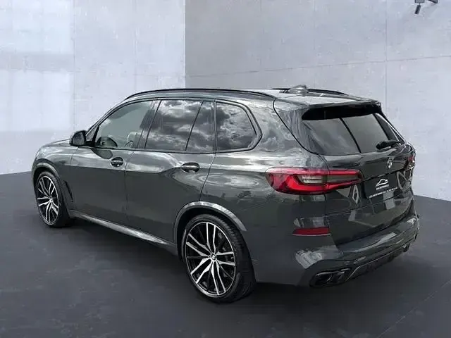 Gebraucht BMW X5 M50 Performance 530 PS (389 kW) 2021 Grau SUV
