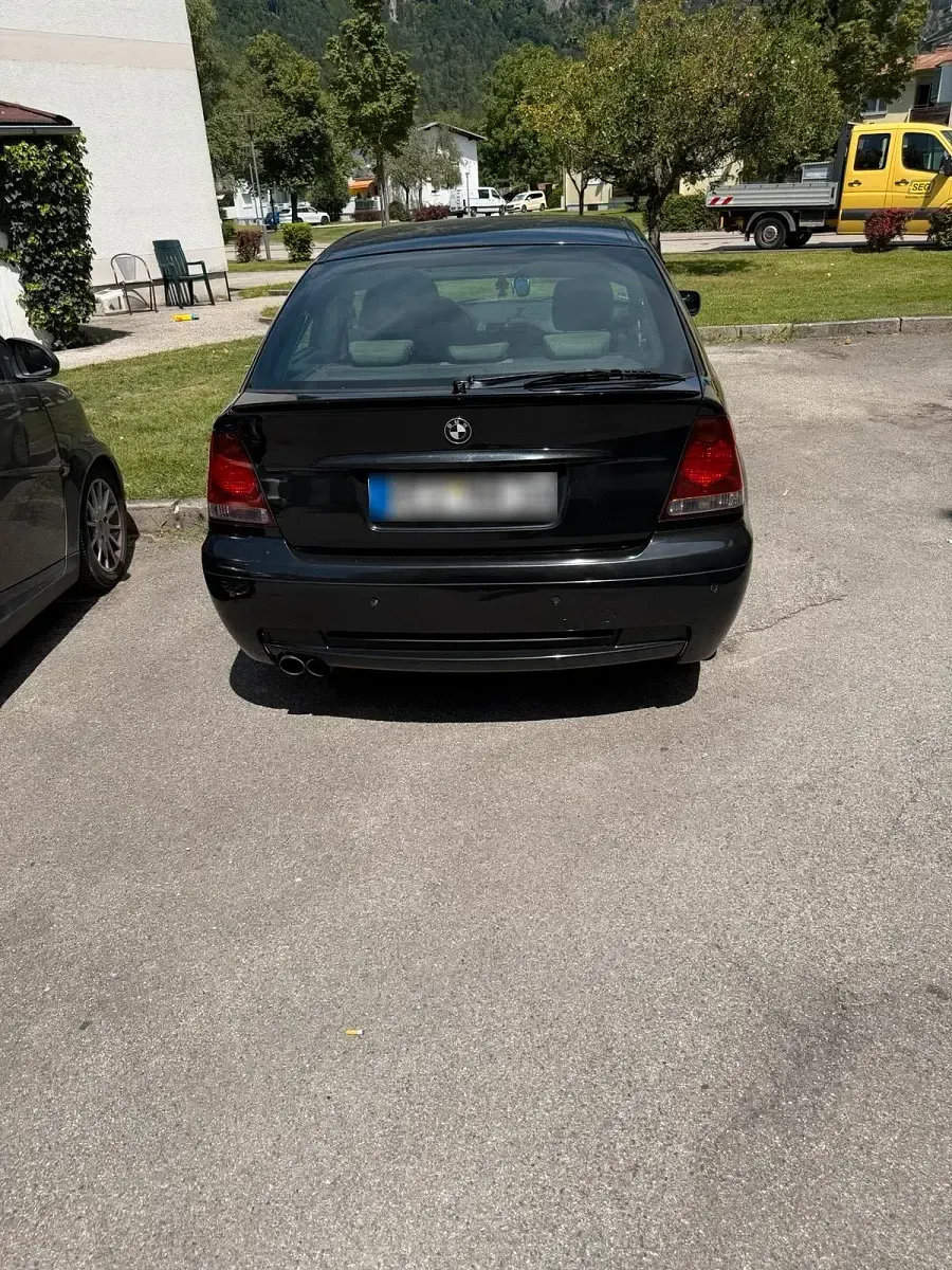 Gebraucht BMW 316 Compact M Sport 115 PS (84 kW) 2004 Schwarz Kleinwagen