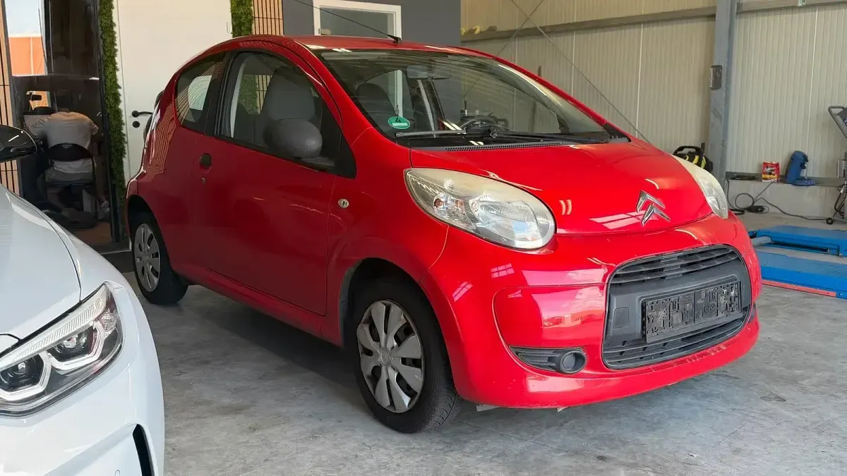 Gebraucht Citroën C1 68 PS (50 kW) 2009 Rot Kleinwagen