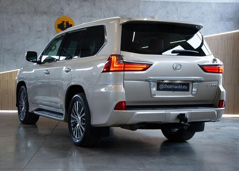 Gebraucht Lexus LX570 383 PS (281 kW) 2017 Braun SUV