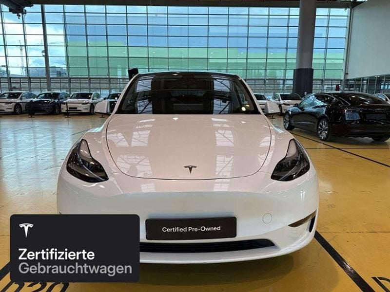 Gebraucht Tesla Model Y Long Range AWD 258 kW (351 PS) 2023 Pearl white multicoat SUV