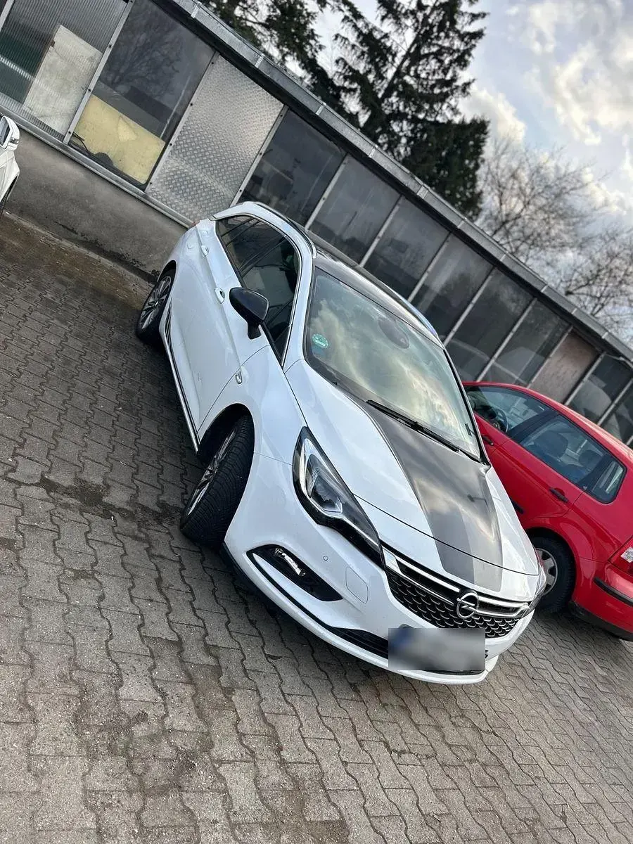 Second-hand Opel Astra 150 CP (110 kW) 2019 Alb Break