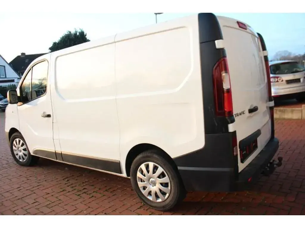 Gebraucht Renault Trafic 145 PS (106 kW) 2020 Weiss Van / Kleinbus