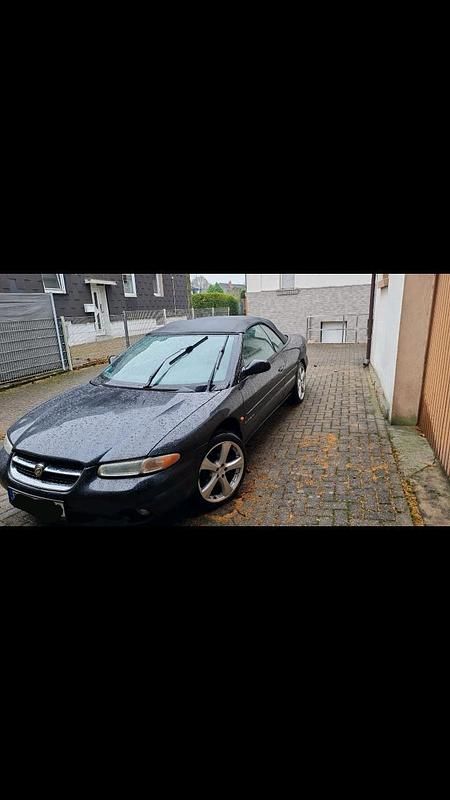 Gebraucht Chrysler Stratus 115 PS (84 kW) 1999 Schwarz Cabrio