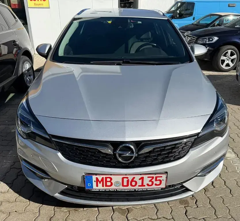 Gebraucht Opel Astra Elegance 122 PS (89 kW) 2019 Silber Kombi