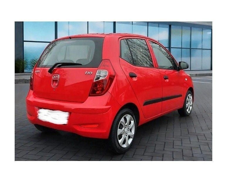 Gebraucht Hyundai i10 Edition 69 PS (50 kW) 2012 Rot Kleinwagen