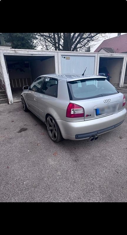 Gebraucht Audi S3 209 PS (153 kW) 2002 Silber Kleinwagen