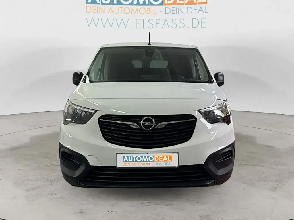 Gebraucht Opel Combo Selection 110 PS (80 kW) 2022 Weiss Van / Kleinbus
