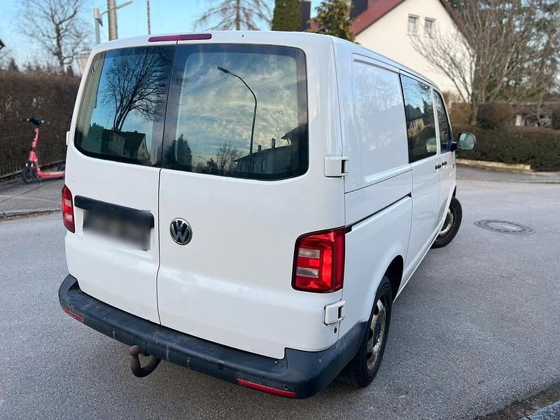 Usata VW Transporter 150 CV (110 kW) 2016 Bianco Furgone