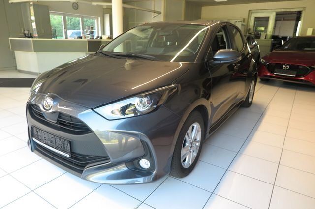 Grau Gebraucht 2022 Mazda 2 Limousine | 18.990 € (Fairer Preis) - Bild 1/4