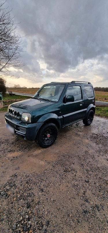 Usado Suzuki Jimny 86 HP (63 kW) 2008 Verde SUV
