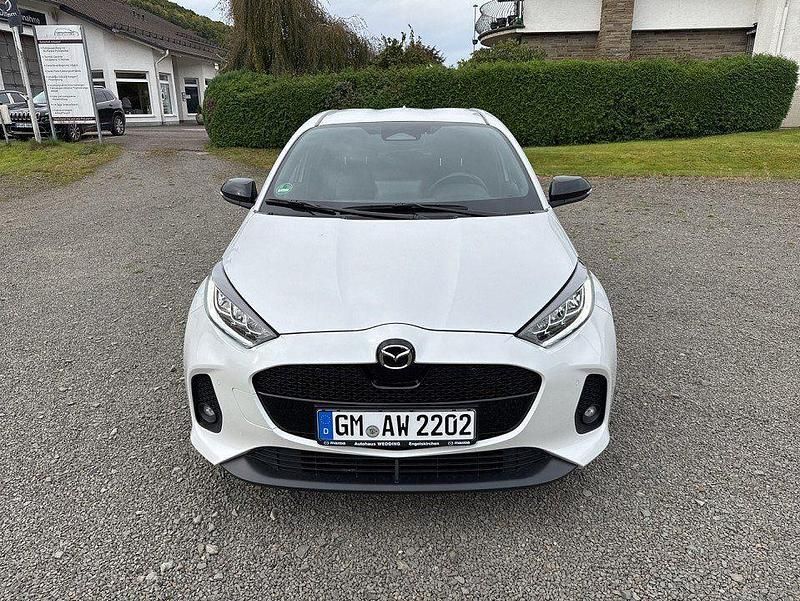 Northern white pearl Gebraucht 2024 Mazda 2 Homura-Line Limousine | 24.890 € (Teuer) - Bild 1/4