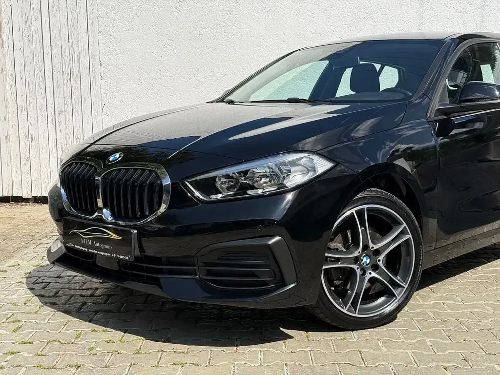 Gebraucht BMW 118 Advantage 136 PS (100 kW) 2020 Schwarz Limousine
