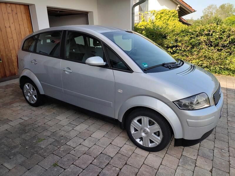 Silber Gebraucht 2005 Audi A2 Kleinwagen | 5.990 € (Etwas zu teuer) - Bild 1/4