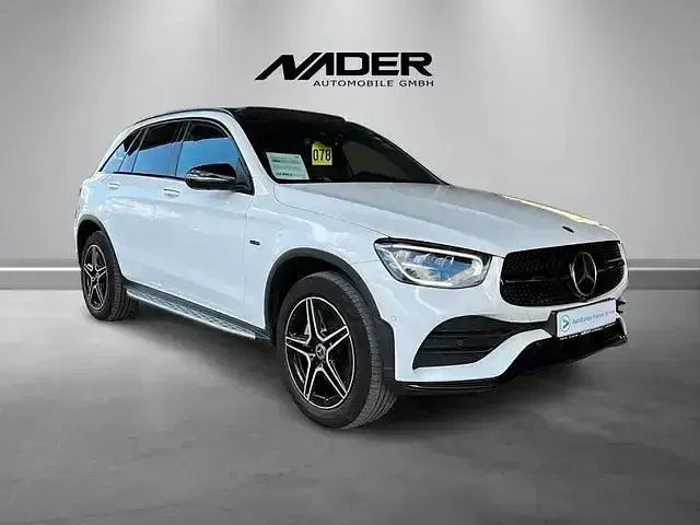 Gebraucht Mercedes GLC300de AMG 306 PS (225 kW) 2020 Andere Limousine