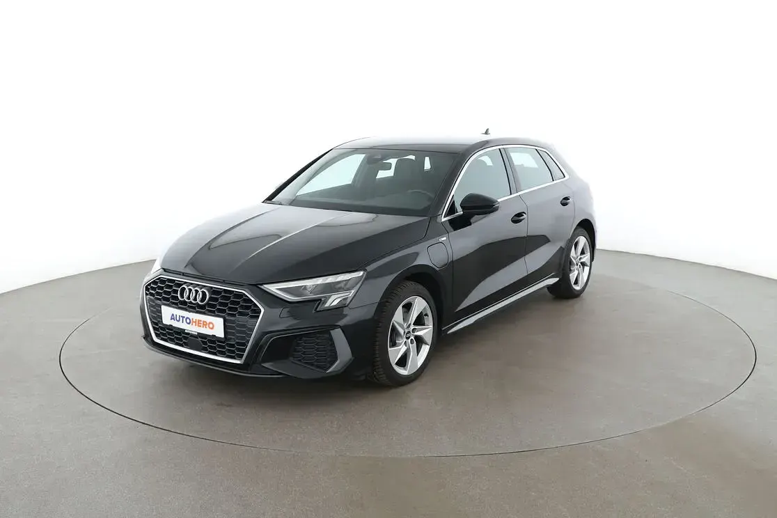 Gebraucht Audi A3 Sportback S-Line 204 PS (150 kW) 2022 Kleinwagen