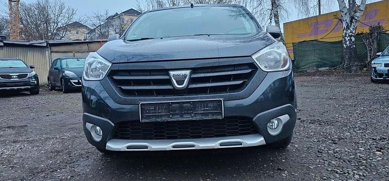 Gebraucht Dacia Lodgy Stepway 109 PS (80 kW) 2016 Grau Van / Kleinbus